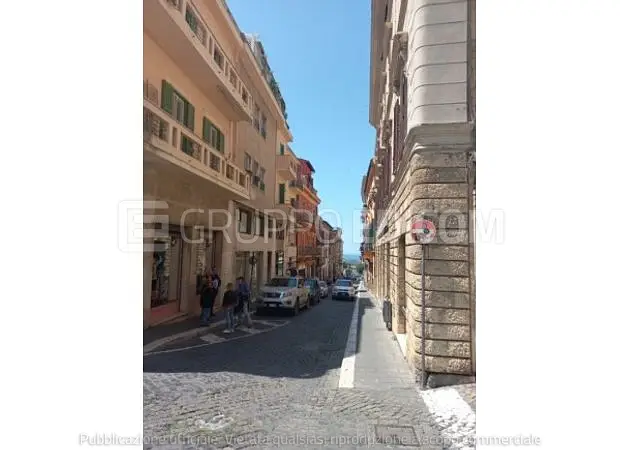 Abitazione di tipo popolare in Piazza Trento e Trieste n. 3 - 1